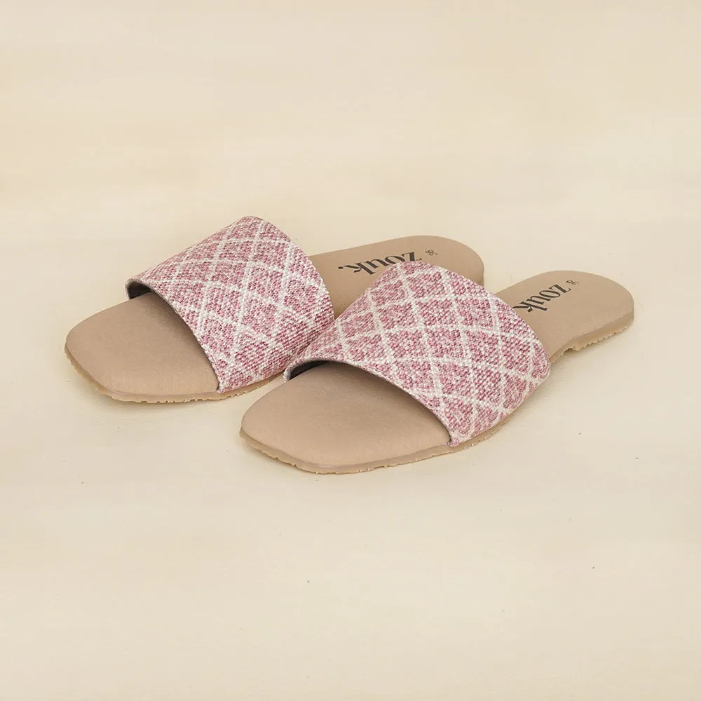 Chamoli Motif Casual Flats