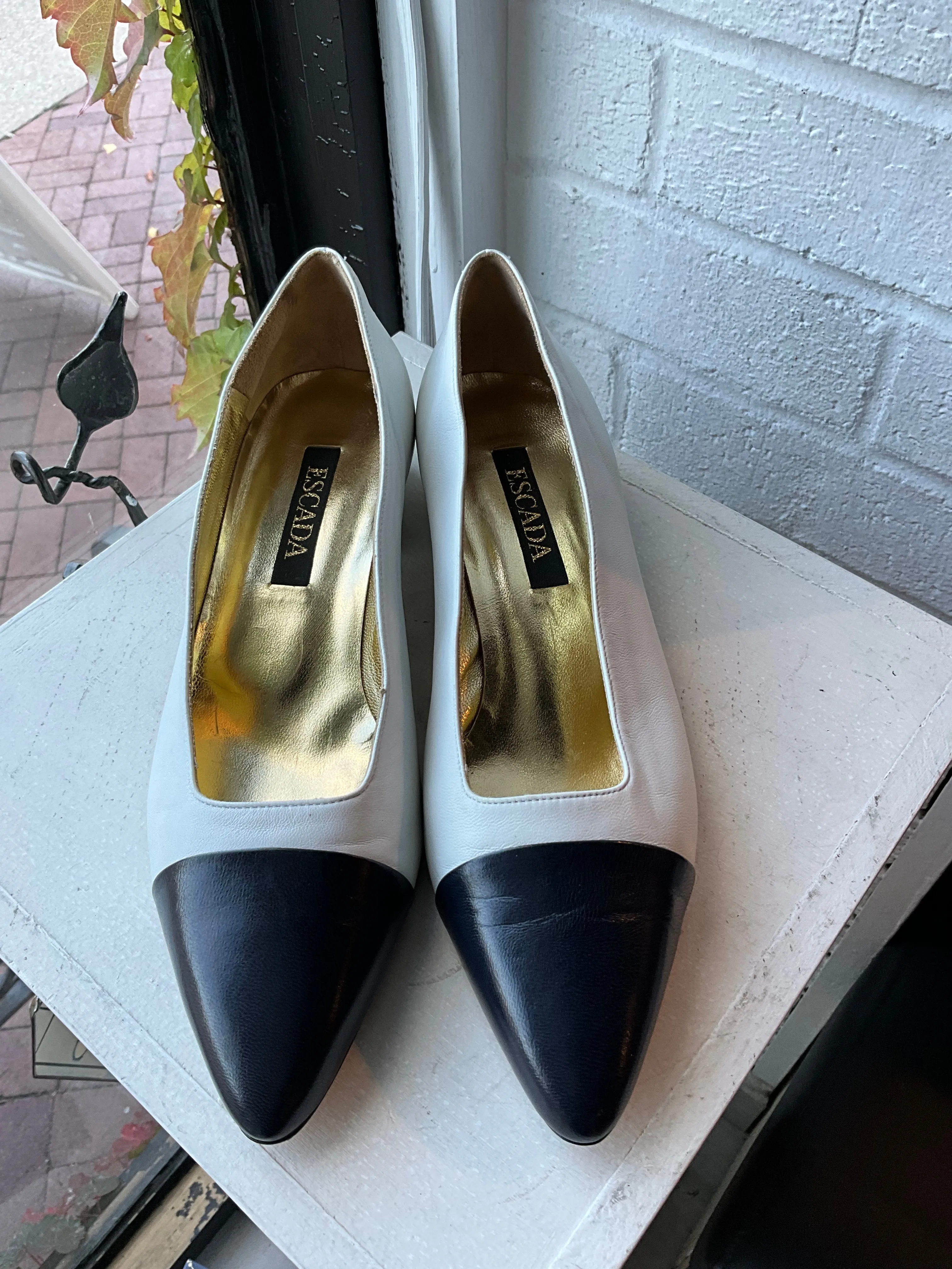 Escada Leather Flats