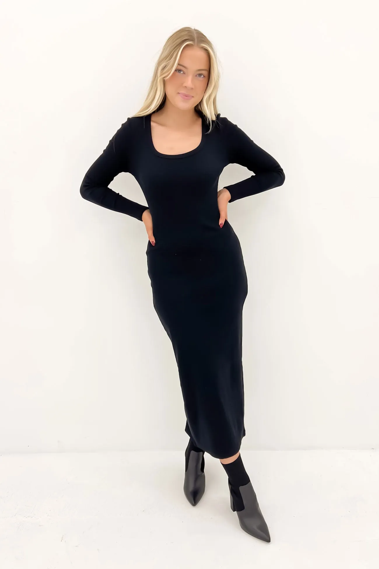 Hazel Long Sleeve Maxi Dress Black