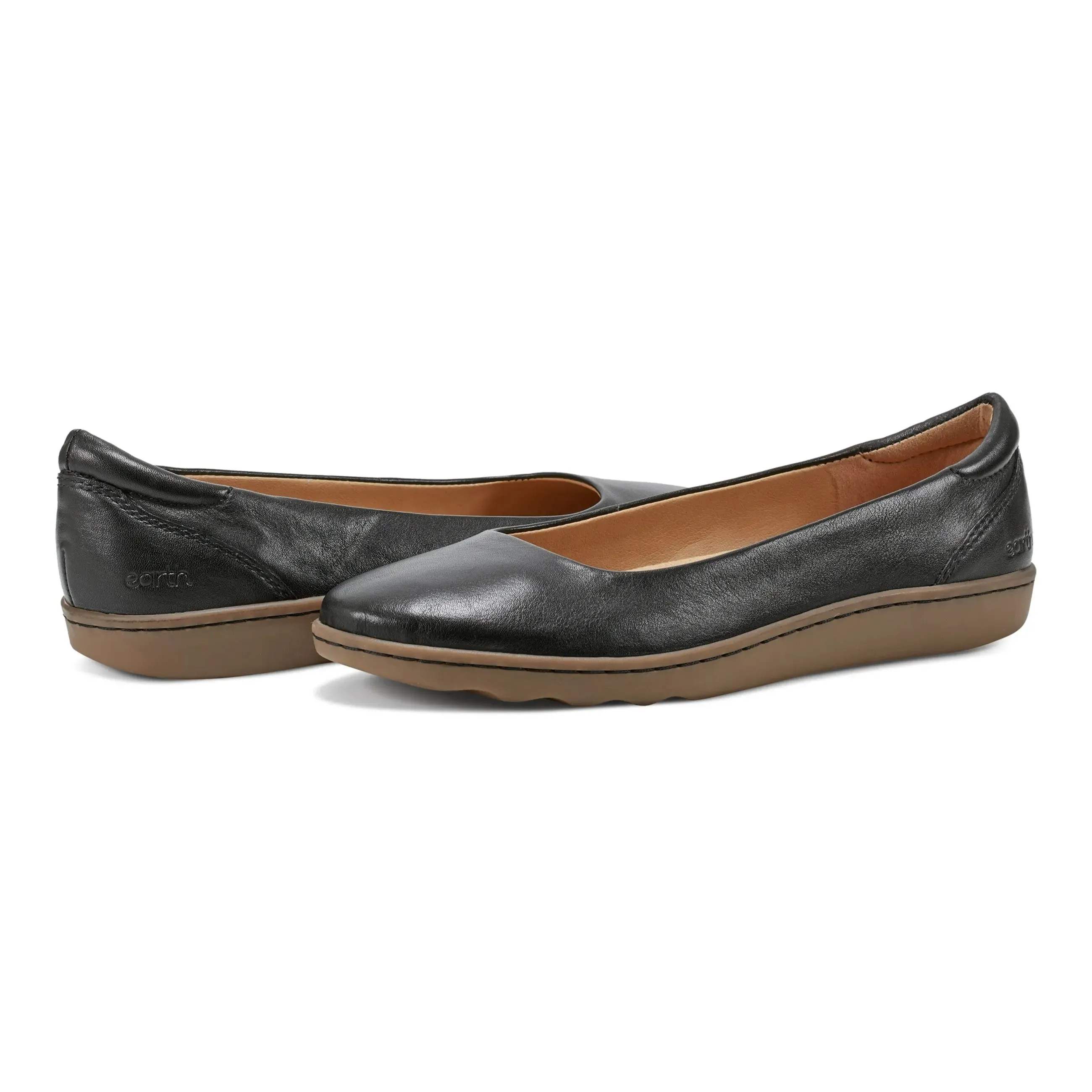 Landen Round Toe Casual Flats